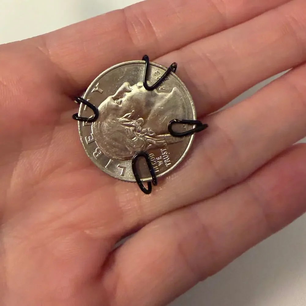 Quarter ring for live selling to show size